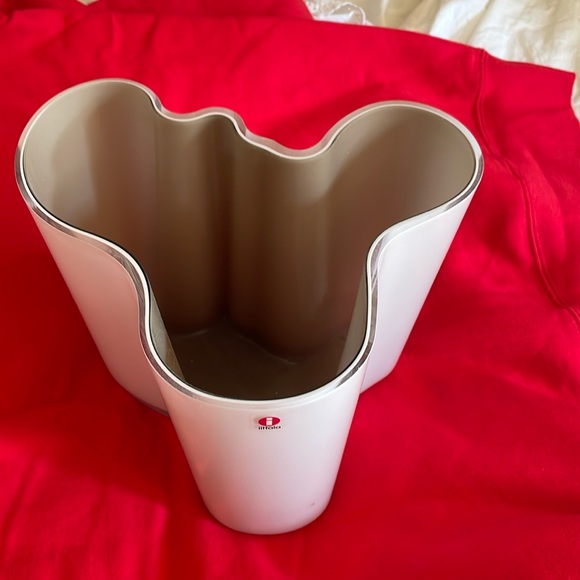 Iittala Alvar Aalto vase.Vintage 70th anniversaryMade in Finland🇫🇮 Brand new! - Picture 1 of 7